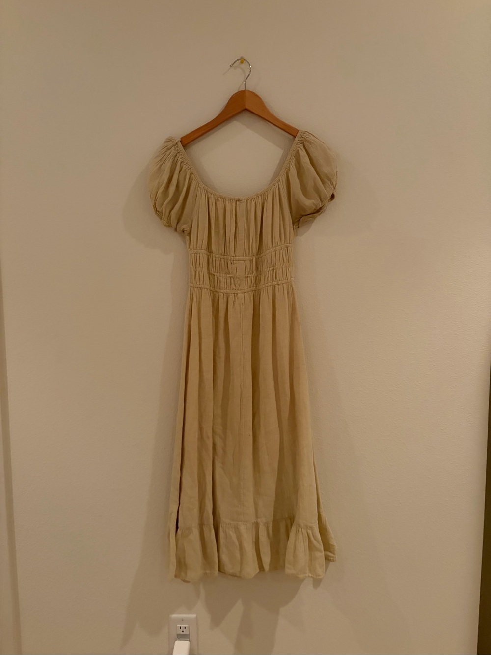 Beige Puff-Sleeve Maxi Dress - Women